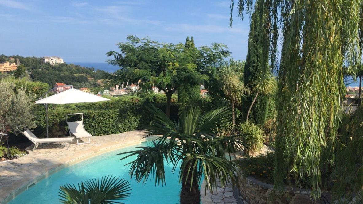 Relais San Sebastiano Vila Pietra Ligure Exterior foto